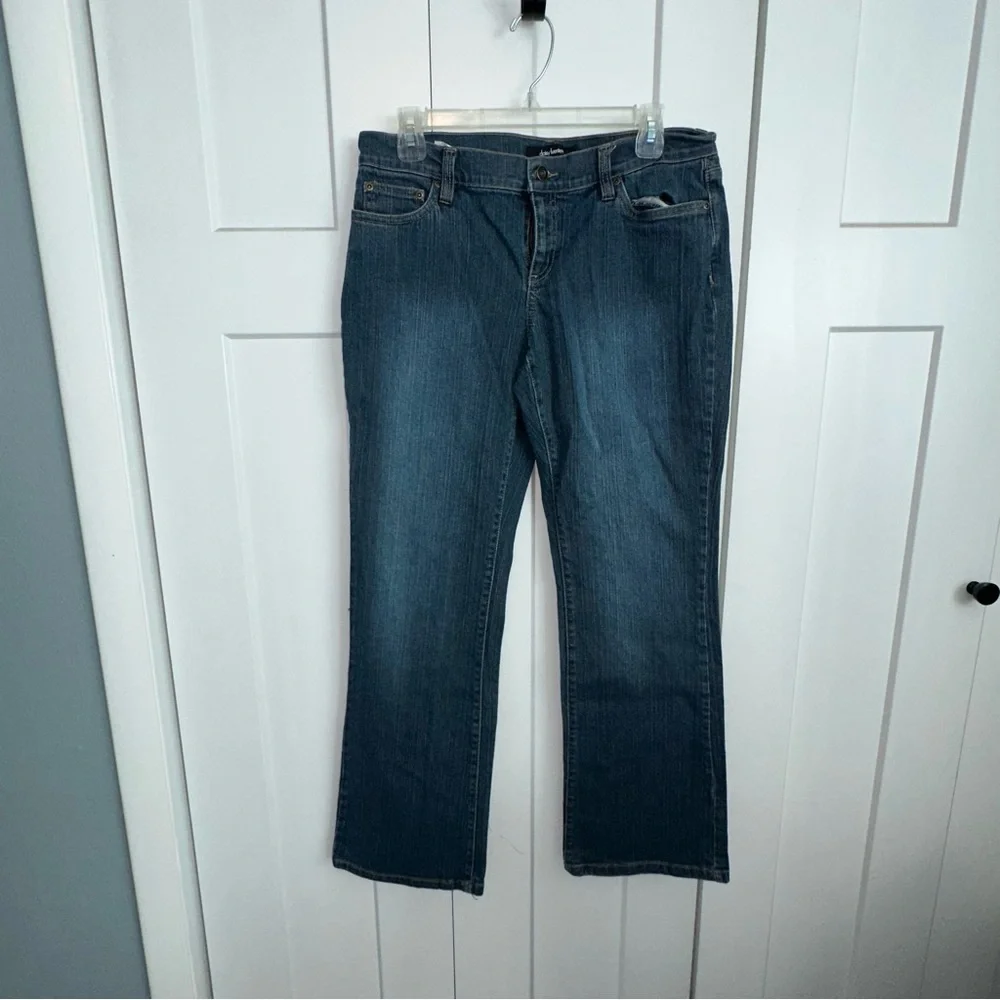 Women's Daisy Fuentes Denim Jeans with Cute Pocket Stitching - Size 10 - Picture 1 of 8